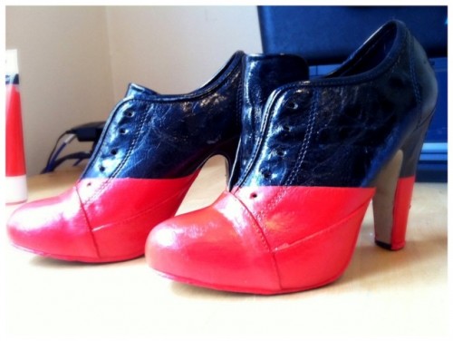Adorable DIY Viktor & Rolf Inspired Red And Black Booties - Styleoholic