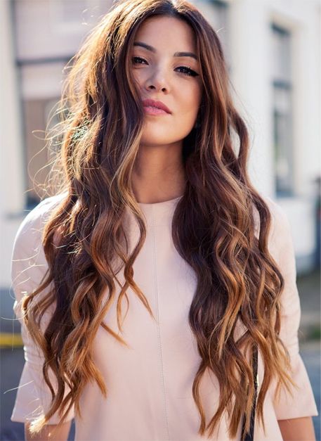21 Most Beautiful Wavy Hairstyles for Women - Haircuts & Hairstyles 2019