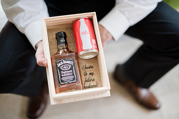 20 Seriously Sweet Wedding Morning Gift Ideas for Grooms