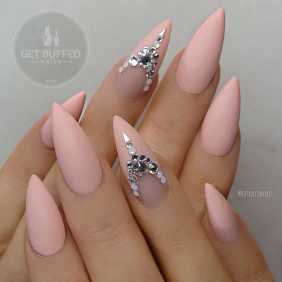 Style Inspiration: 28 Beautiful Nail inspiration for your wedding