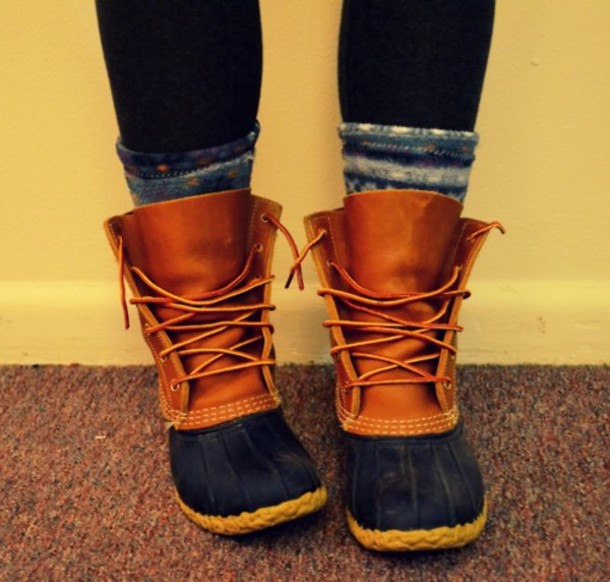 shoes, duck boots, winter outfits, boots, winter boots - Wheretoget