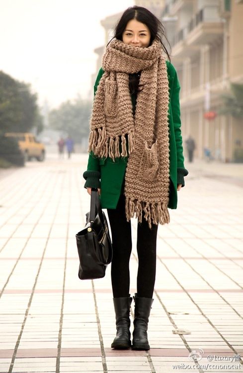 15 Fashionable Winter Outfit Ideas with Colored Coats | street