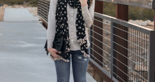 20 Women Outfits With Polka Dot Scarves - Styleoholic