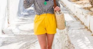 23 Women Outfits With Yellow Shorts - Styleoholic