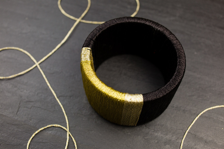 Picture Of diy wrapped metallic thread bracelet 2